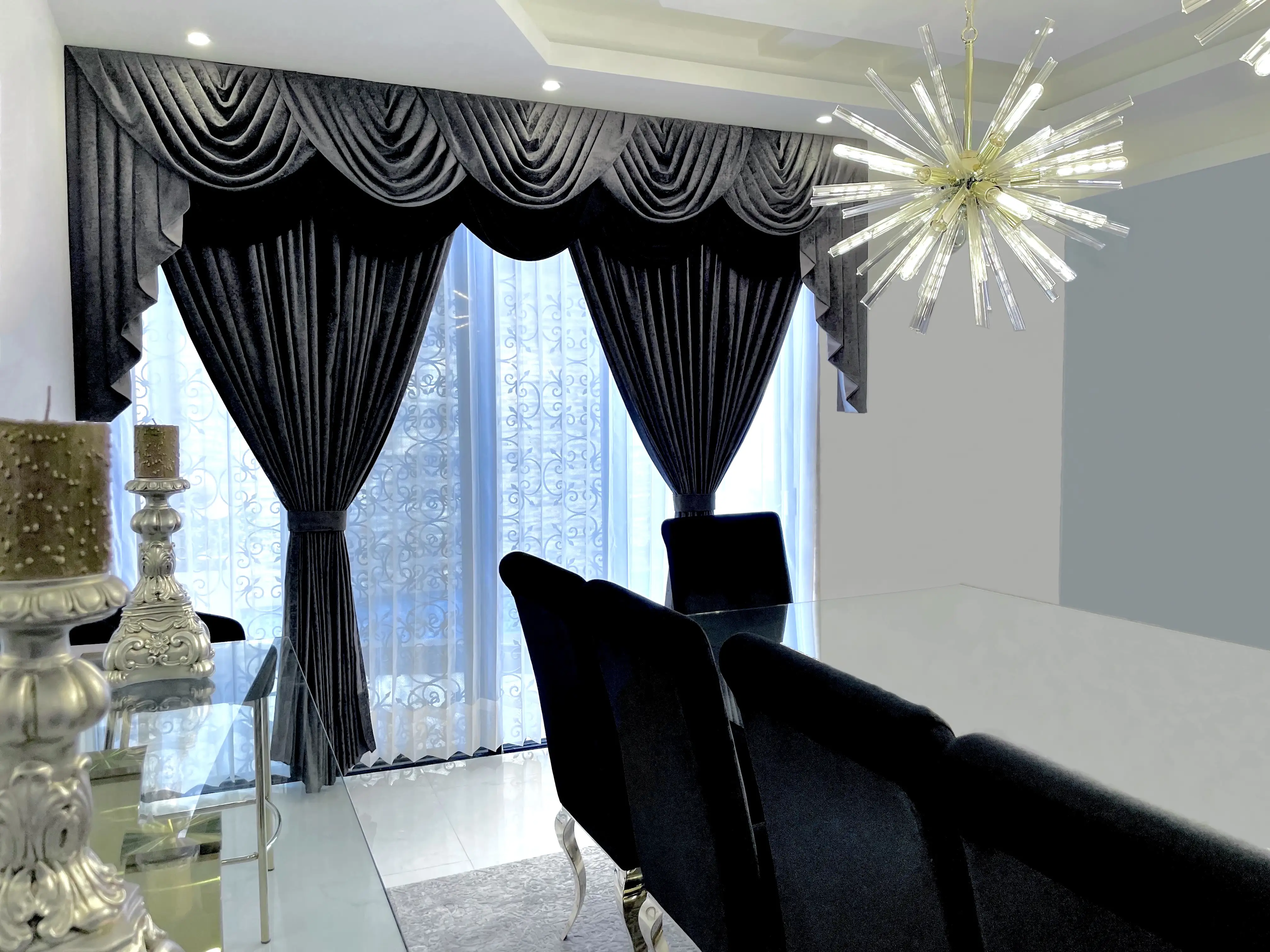 Cortina clásica miniatura 3