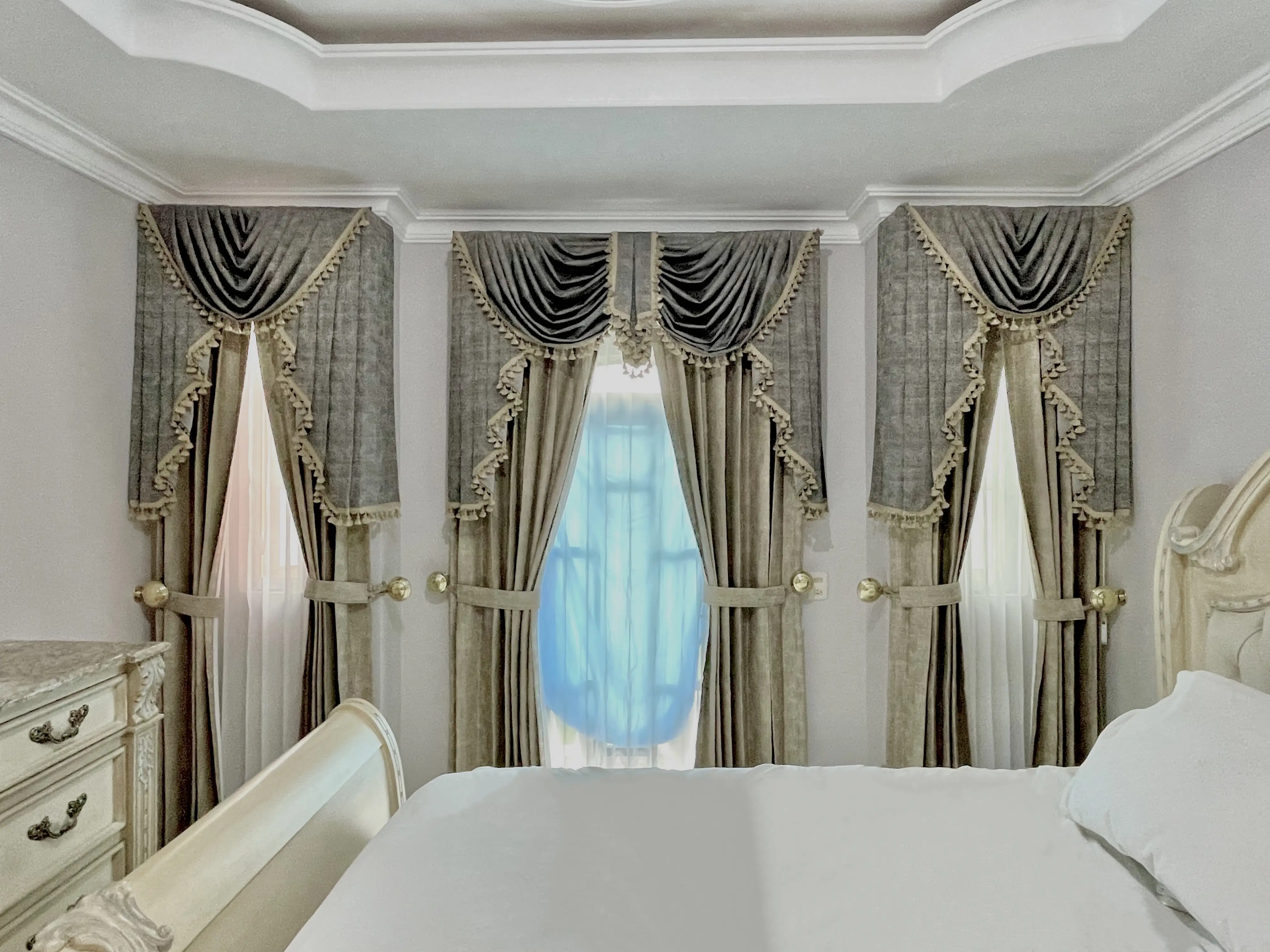 Cortina clásica miniatura 5