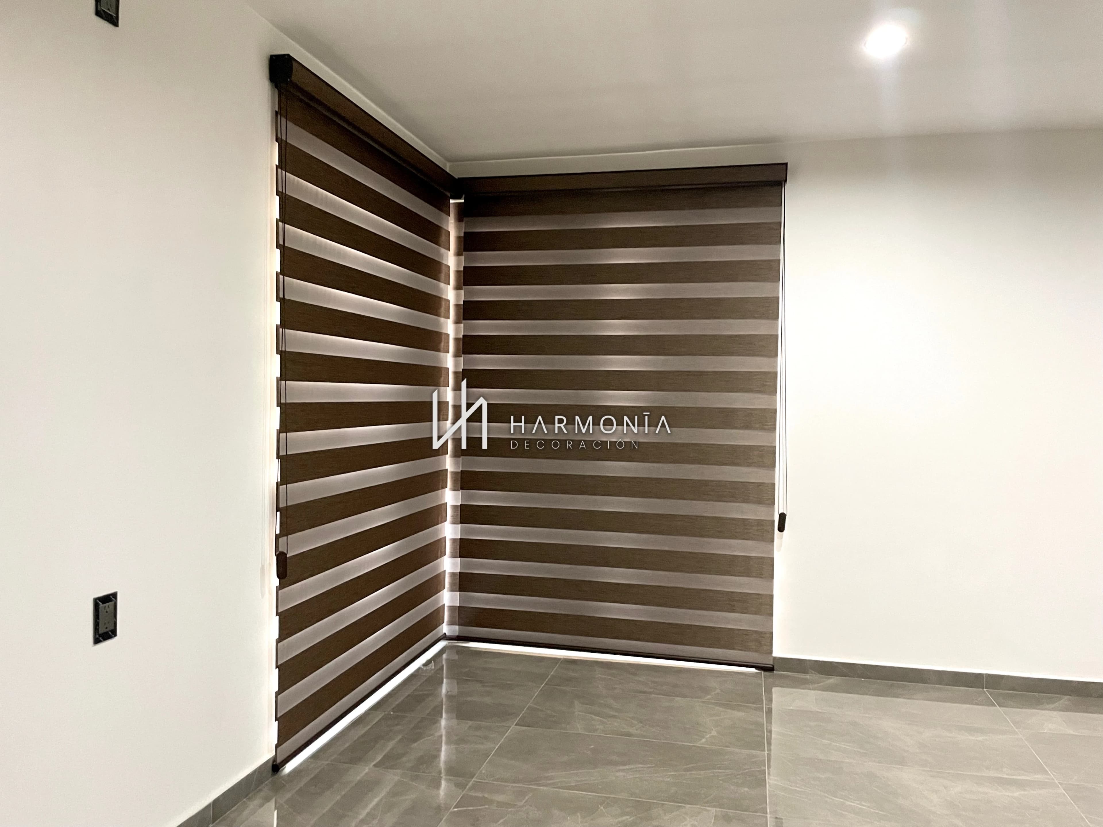 Sheer Elegance miniatura 7